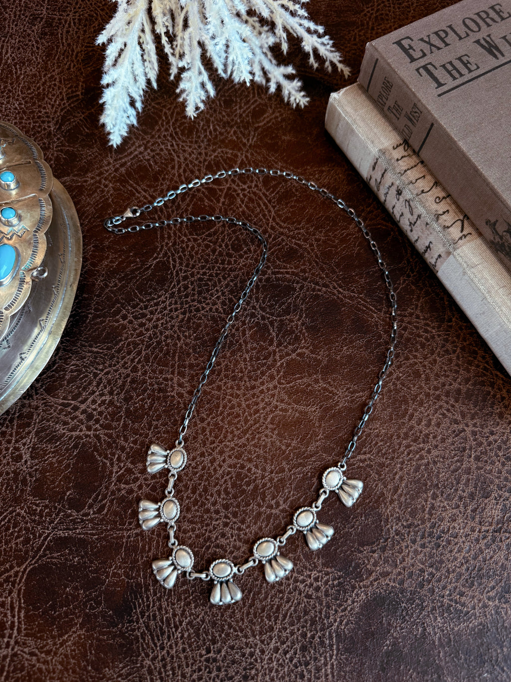 The HaDa Bloom Necklace