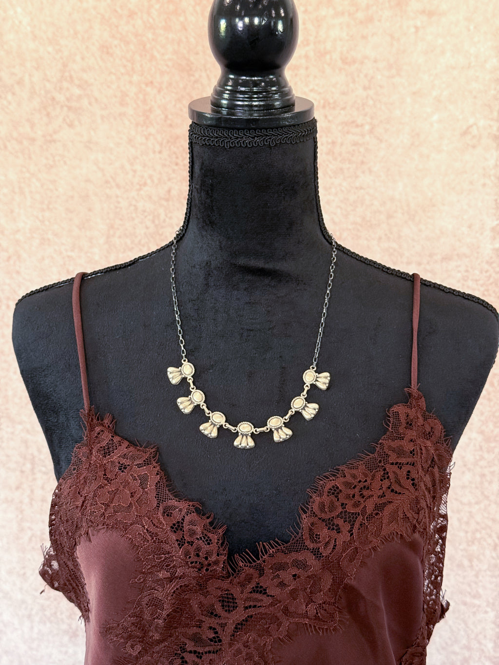 The HaDa Bloom Necklace