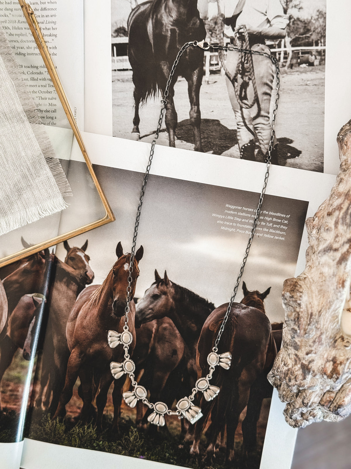 The HaDa Bloom Necklace